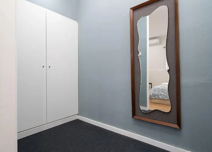 Aposentus - Serenity Terrace